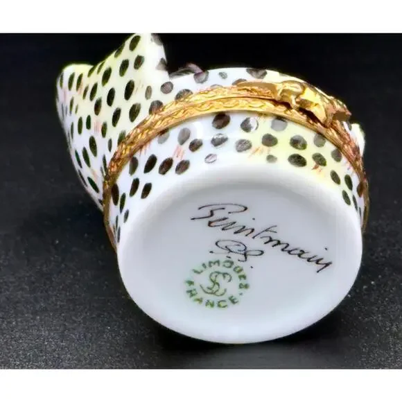 Limoges France Peint Main Cat on Leopard Chair Trinket Box w/ Mouse Clasp Signed - Picture 4 of 7